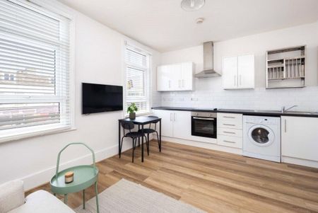 1 Bed Flat, Lewisham Way, SE14 - Photo 4