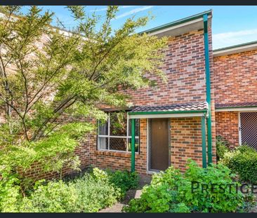 Modern Family Townhouse! - Photo 2