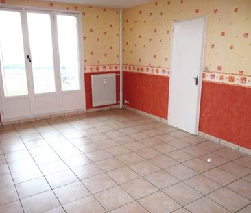 Location Appartement 2 pièces 44m² RIORGES 42153 - Photo 1
