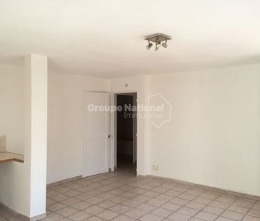 LE PONTET centre, appartement type 2 ,50 m² en rez-de-chaussée, - Photo 2