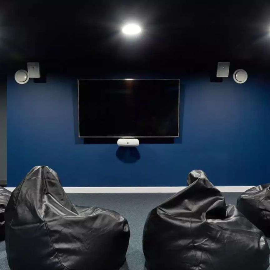 Gold Ensuite - Photo 1