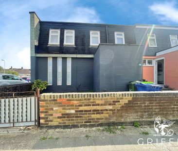 Hobart Road, Tilbury, RM18 - Photo 6