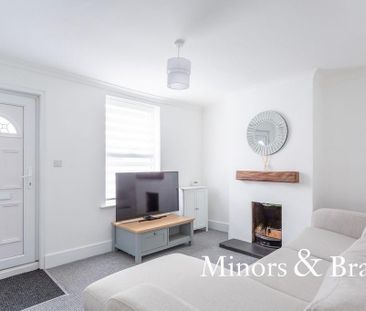 2 bedroom terraced house to rent - Photo 1