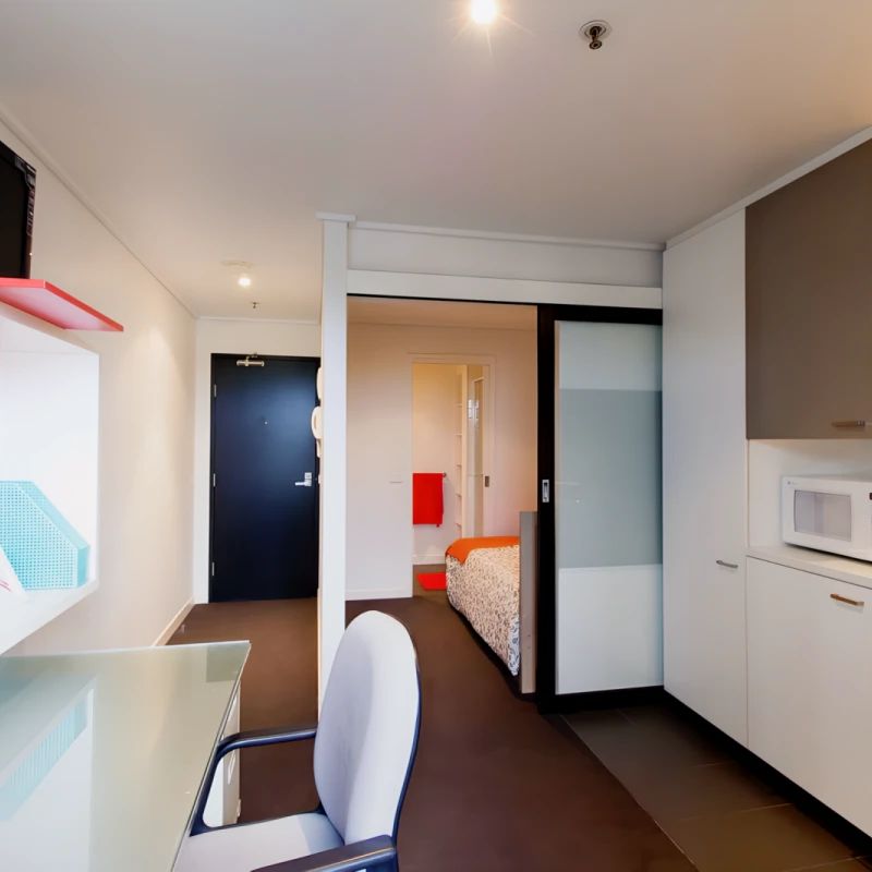 1 Bedroom Balcony West - Photo 1