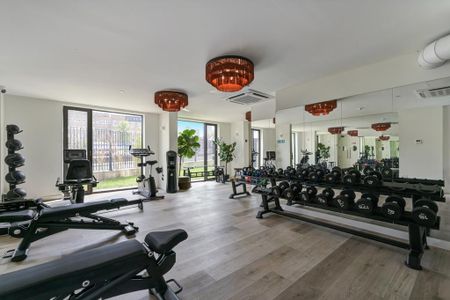 Studio to rent - Photo 5