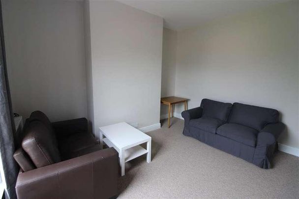 Hill Lane, Southampton, SO15 - Photo 1