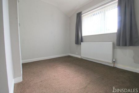 3 bedroom terraced house to rent - Photo 3