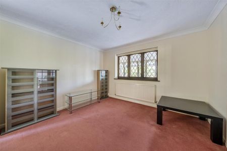 5 bedroom detached house to rent - Photo 3