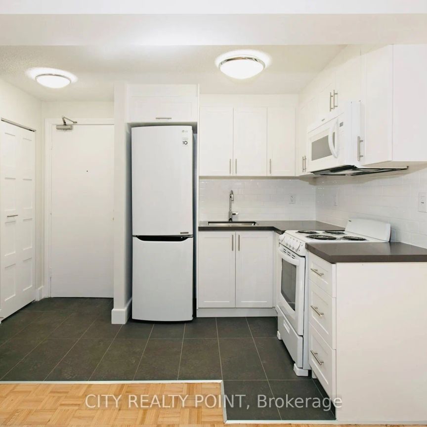 990 Avenue Road #107 - Photo 1