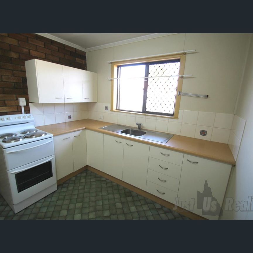 3/11 Coomber Street, Svensson Heights, Qld 4670 - Photo 1