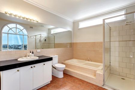 Be The Envy of Your Friends in Westgarth - Photo 5