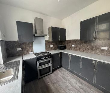 4 bedroom terraced house to rent - Photo 4