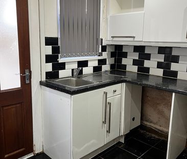 2 Bed Terraced House, Neston Street, L4 - Photo 6