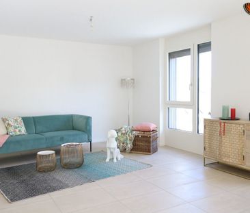 CHARMING 3½ ROOMS – In front of the Romont train station! - Foto 1