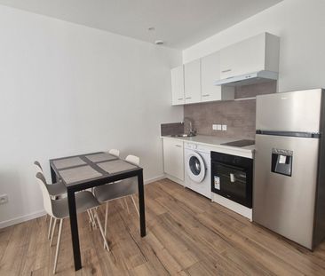 Location Appartement 2 pièces 35m² - Photo 3
