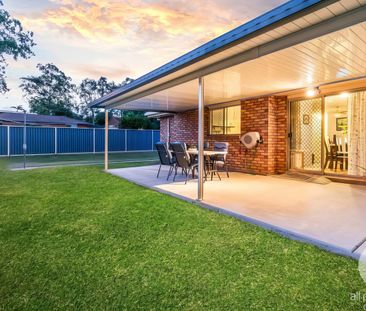 LOWSET FAMILY HOME IN HILLCREST - Photo 6