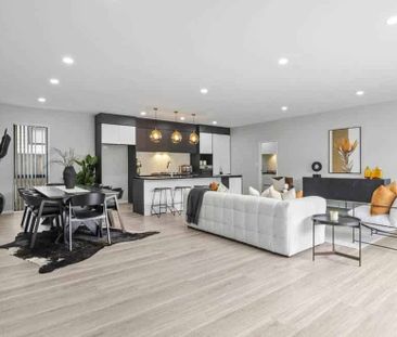 5 Bedroom 3 Bathroom in Red Beach - Photo 2