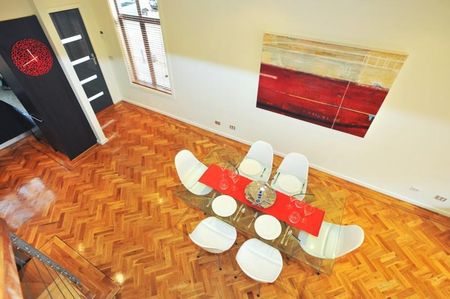 17 Goldsmith Street, Elwood VIC 3184 - Townhouse For Rent | Domain - Photo 4