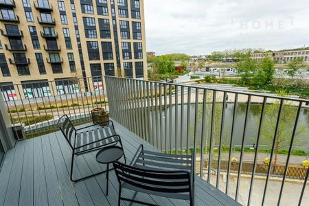 2 bedroom flat to rent - Photo 2