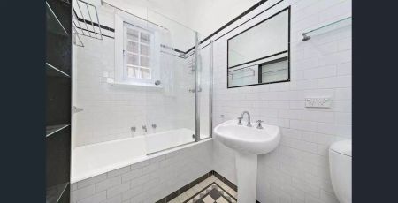 70 Palace Street, Petersham - Photo 5