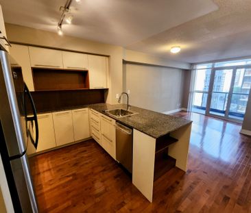For Lease - 25 Carlton Street Unit# 808, Toronto, Ontario - Photo 2