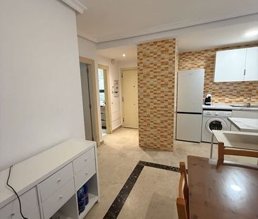 Alquiler de piso en Carril del Siroco, 9 - Photo 5