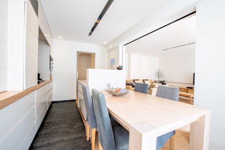 Mooi gemeubeld appartement in het Zoute nabij het Driehoeksplein en de Zeedijk! - Photo 4