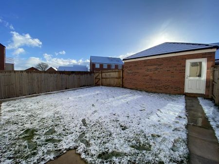 4 bedroom detached house to rent - Photo 5