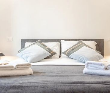 Via del Ponte allAsse, Florence, Tuscany 50144 - Photo 1