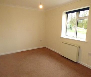 2 bedroom bungalow to rent - Photo 1