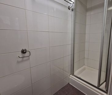 Studio Flat, Callcott Road, NW6 - Photo 4