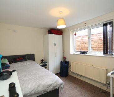 Grasmere Street (4 bed) - Photo 5