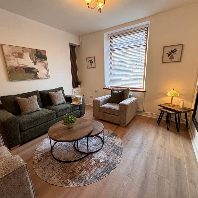 3 bedroom terraced house to rent - Photo 1