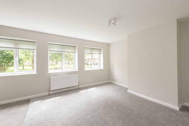 Available unfurnished from 19/12/2025 - Photo 1