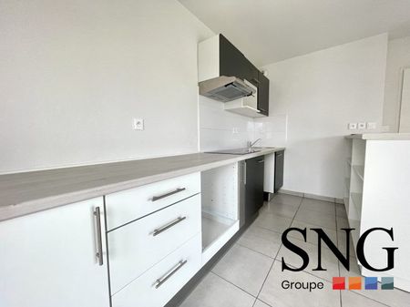 T3 AVEC BALCON ET PARKING - Photo 4