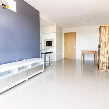 Apartamento com 2 quartos e 68m² para alugar em Jardim Lindóia, Porto Alegre. - Foto 3