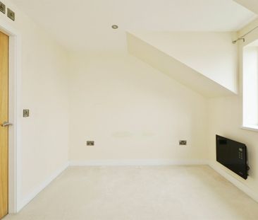 Fitzalan Road, SHEFFIELD - Photo 2