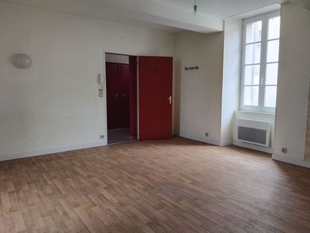 Location appartement 3 pièces, 60.95m², Doué-la-Fontaine - Photo 3