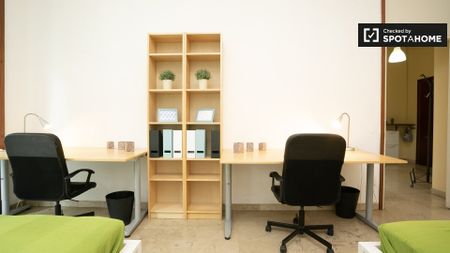 milan, Lombardy 20136 - Photo 2