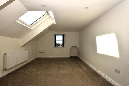 London Road, St. Nicholas House, Gloucester, GL1 3HF - Photo 2