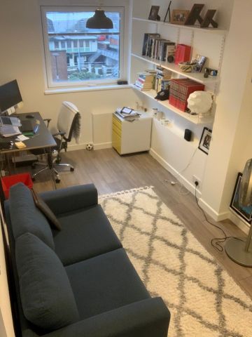 2 Bed Maisonette, Romulus Court, TW8 - Photo 2