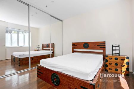 Regent on Collins - Furnished! - Photo 3