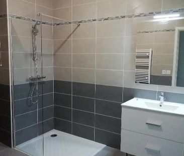 Location Appartement 2 pièces 49m² NICE 06100 - Photo 5