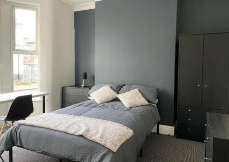 6 bedroom house to rent - Photo 4