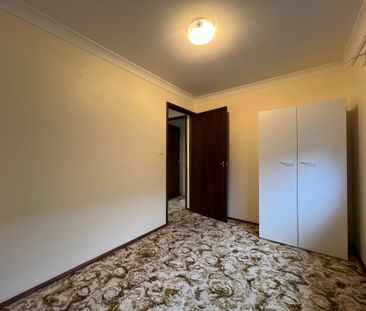 Located in Great Position - Photo 4