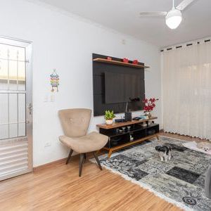 Casa para alugar com 200m², 4 quartos e 2 vagas - Foto 1