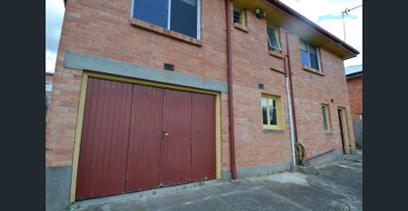 Enjoy the experience, Living Here - Photo 4