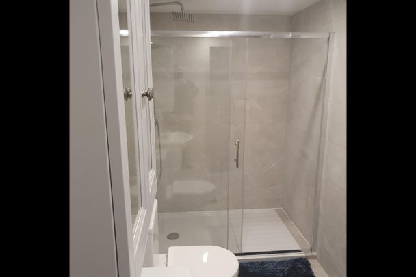 Room in a Shared House, Prestwich, M25 - Photo 1