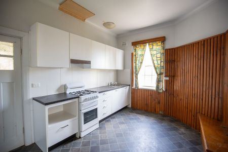 CONVENIENT LOCATION - Photo 5