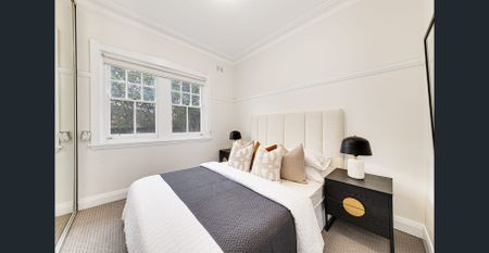 NEAT TWO BEDROOM APARTMENT HANDY LOCATION - Photo 3